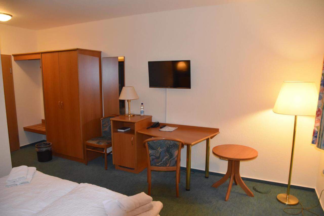 Hotel Zum Gesundbrunnen Bad Zwischenahn Exteriör bild